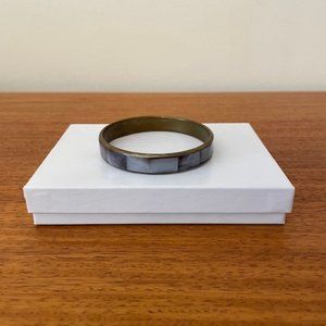 Bracelet with violet purple inlay